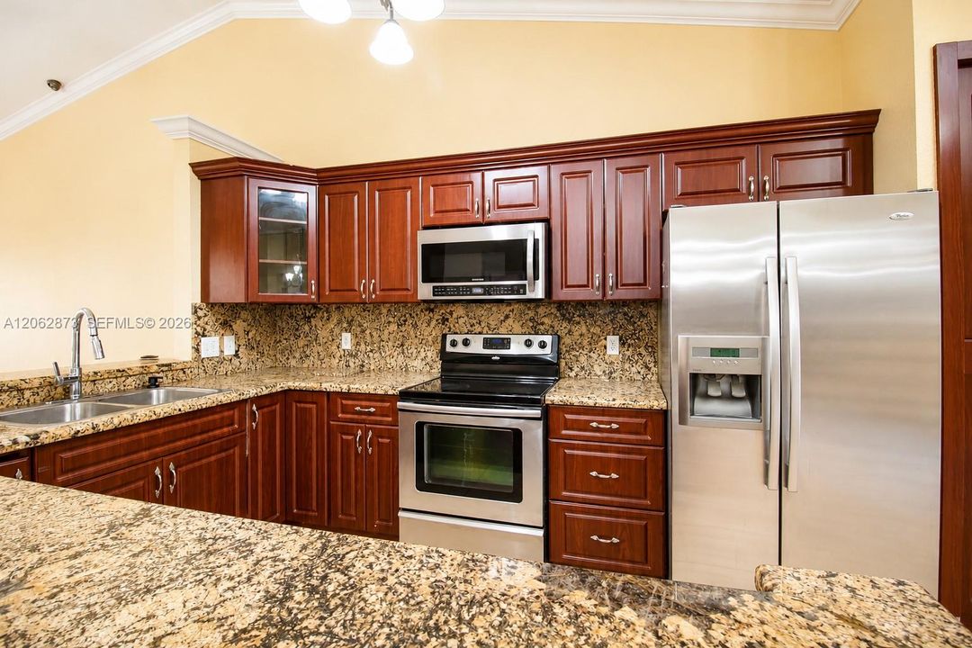 En Venta: $585,000 (3 camas, 2 baños, 1684 Pies cuadrados)
