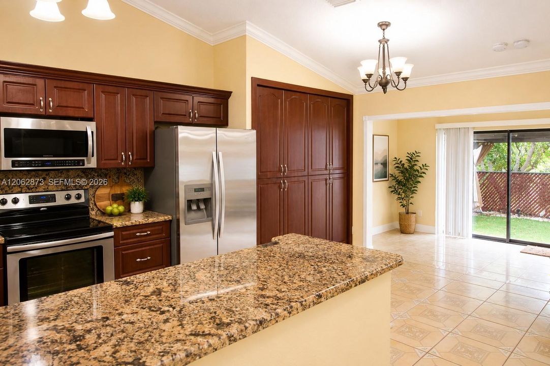 En Venta: $585,000 (3 camas, 2 baños, 1684 Pies cuadrados)