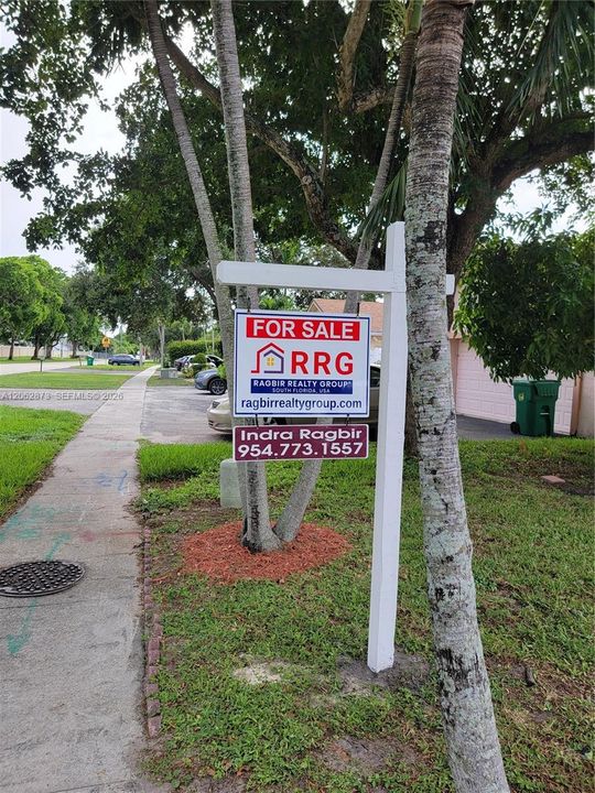 En Venta: $585,000 (3 camas, 2 baños, 1684 Pies cuadrados)