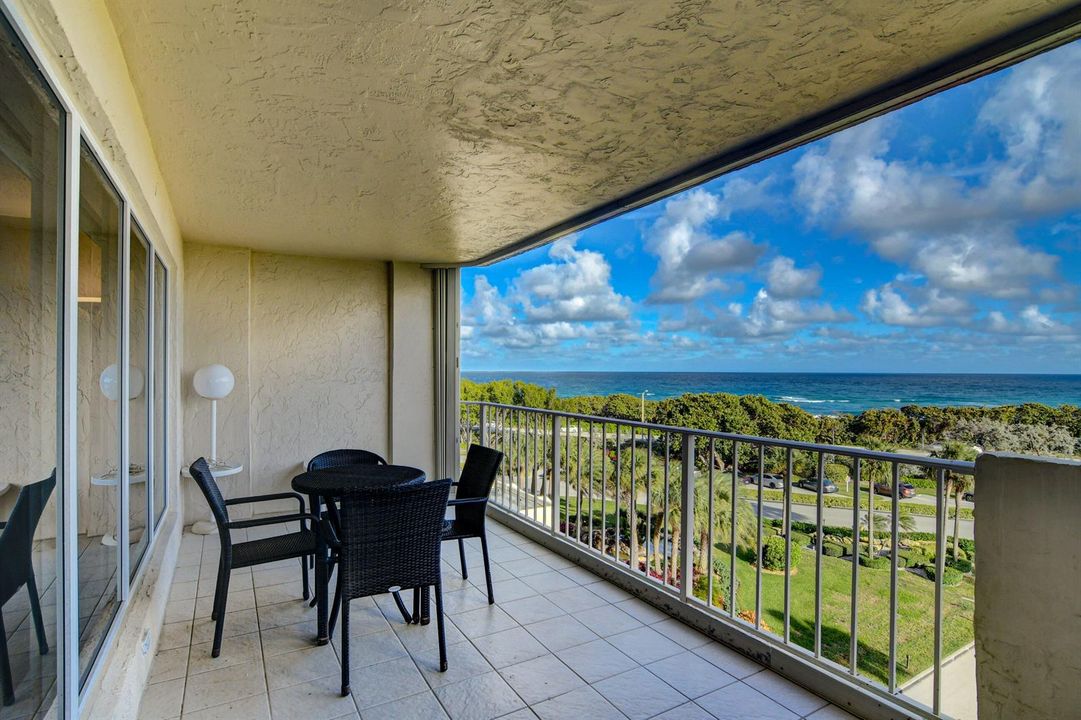 Ocean View Dining!