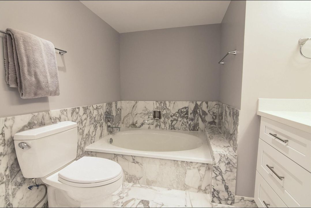 Soaking Tub