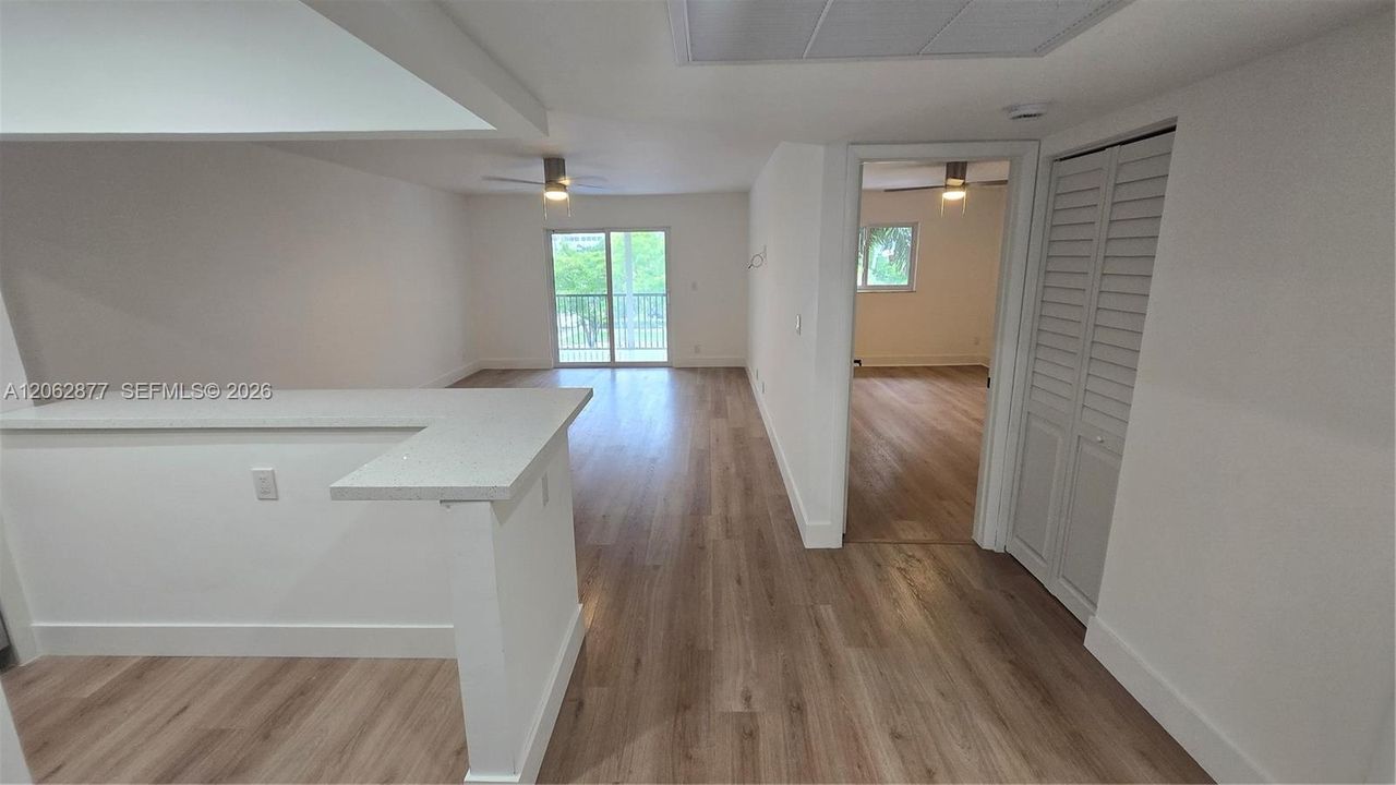 For Rent: $1,850 (1 beds, 1 baths, 675 Square Feet)