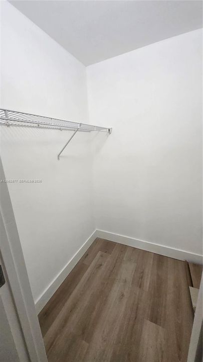 For Rent: $1,850 (1 beds, 1 baths, 675 Square Feet)