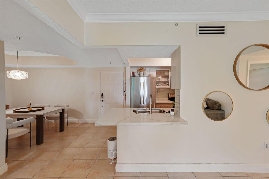 Kitchen/Dinning