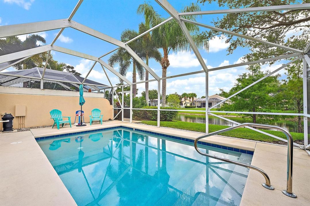 Screened in Pool