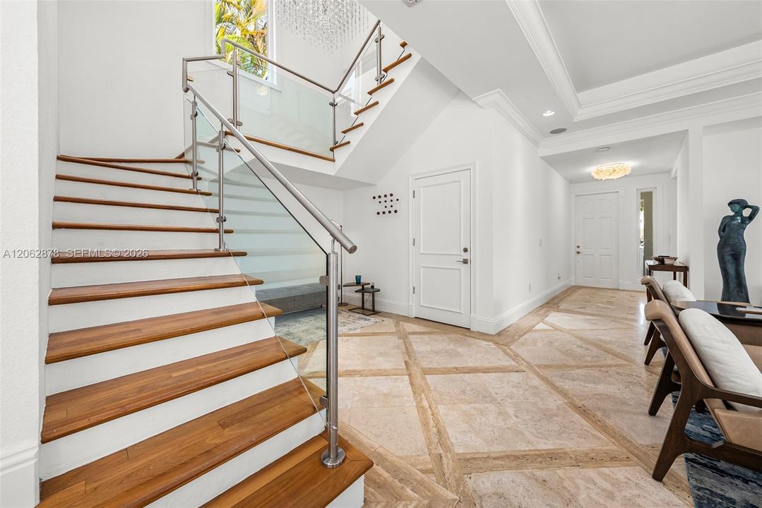 В аренду: $27,000 (6 спален, 6 ванн, 4007 Квадратных фут)