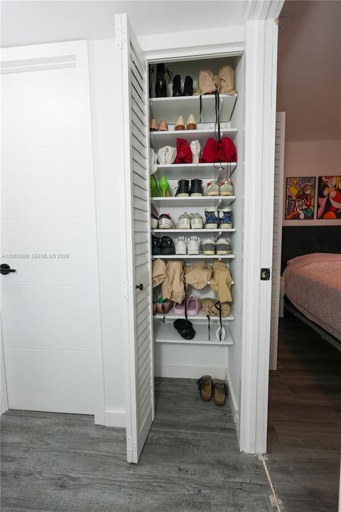 В аренду: $2,200 (2 спален, 2 ванн, 910 Квадратных фут)
