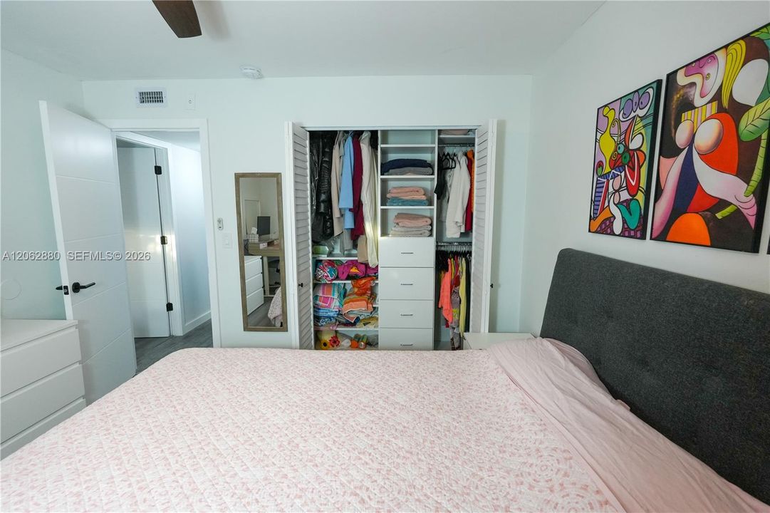 В аренду: $2,200 (2 спален, 2 ванн, 910 Квадратных фут)