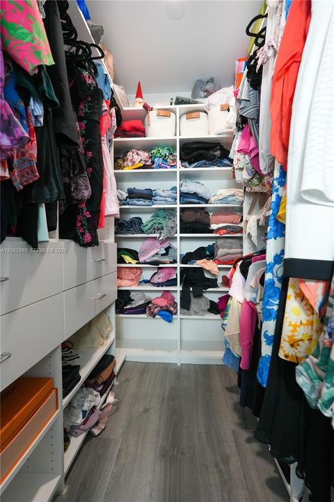 В аренду: $2,200 (2 спален, 2 ванн, 910 Квадратных фут)