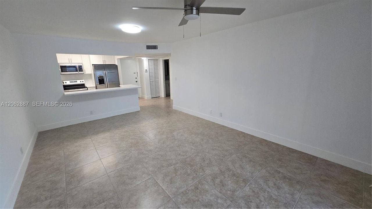 For Rent: $1,850 (1 beds, 1 baths, 675 Square Feet)