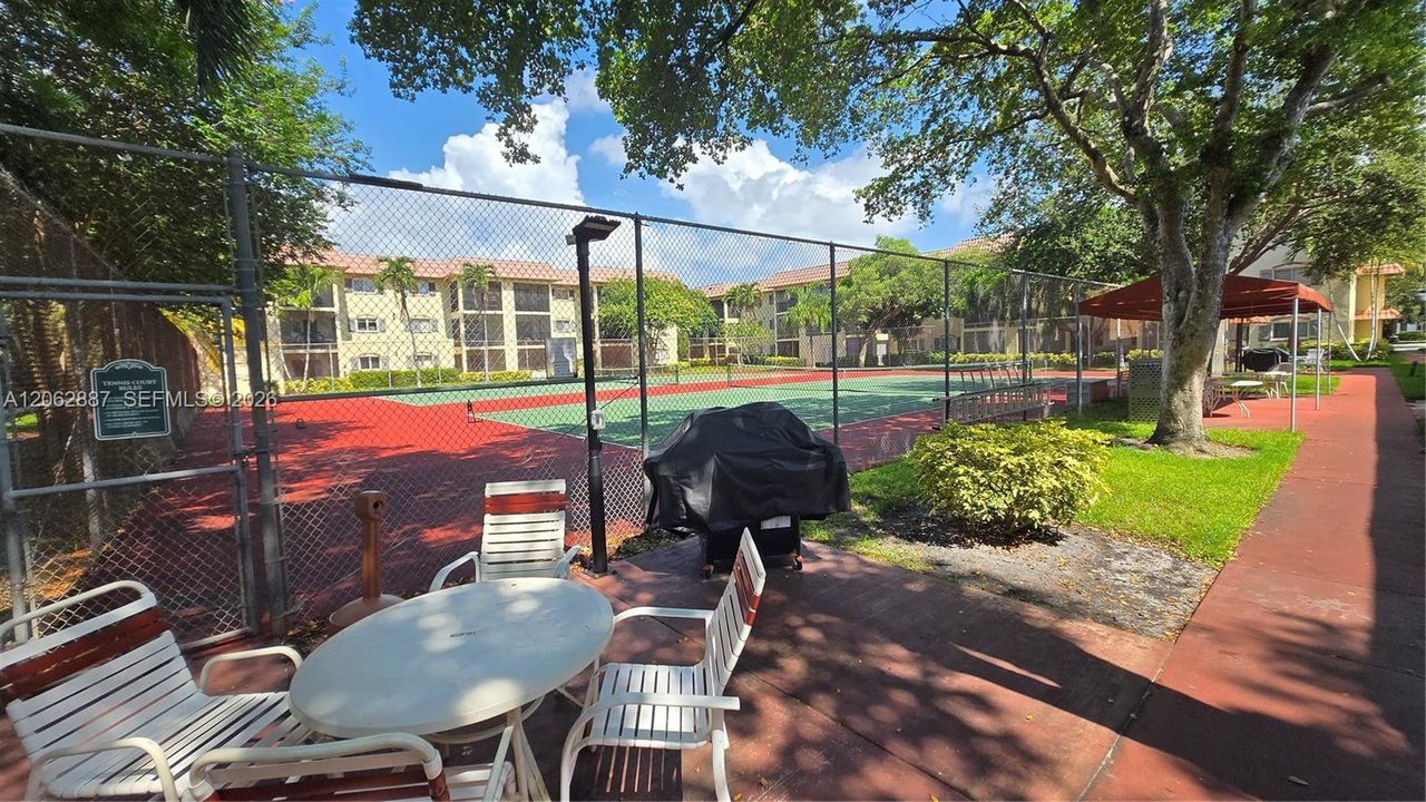 For Rent: $1,850 (1 beds, 1 baths, 675 Square Feet)