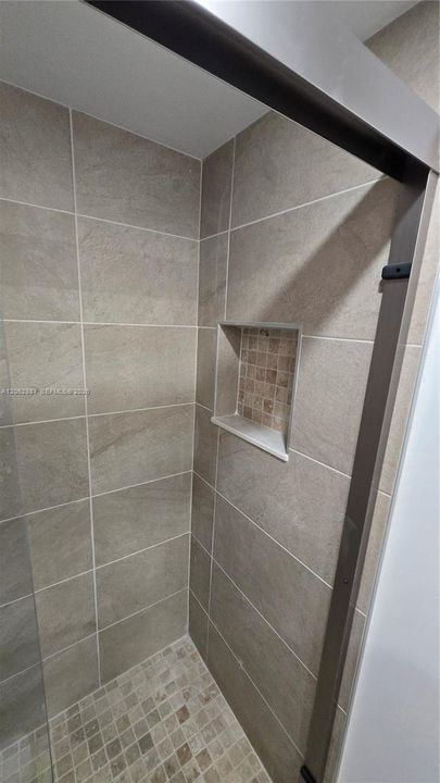 For Rent: $1,850 (1 beds, 1 baths, 675 Square Feet)