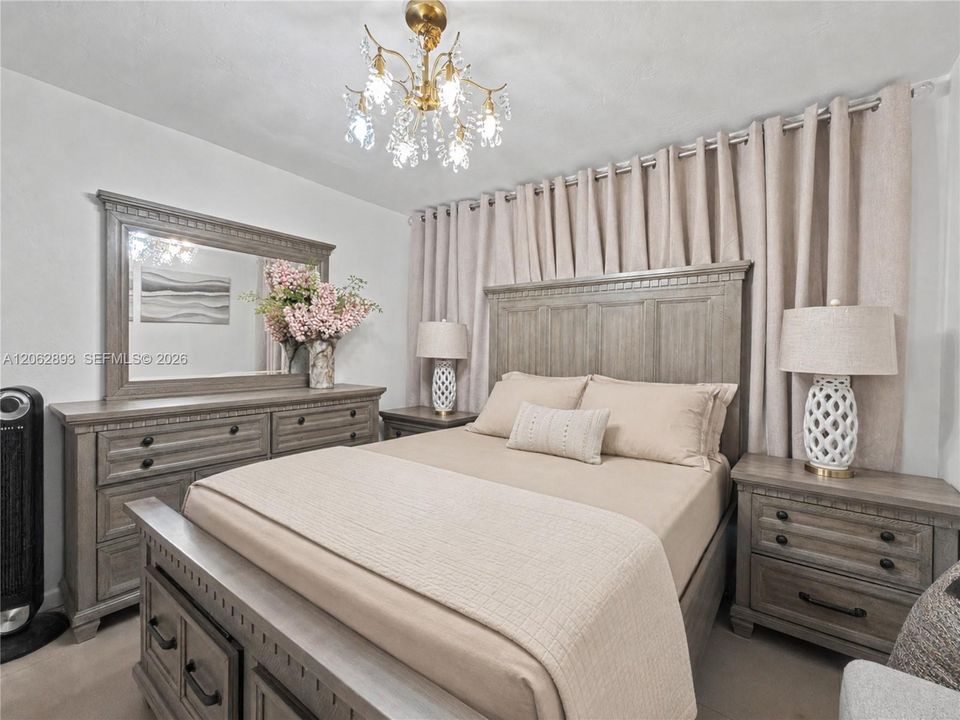 На продажу: $665,000 (4 спален, 3 ванн, 1909 Квадратных фут)