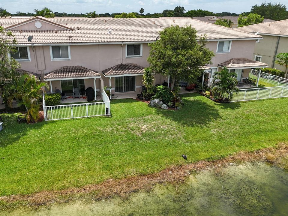 26-web-or-mls-5930_Royal_Way_26
