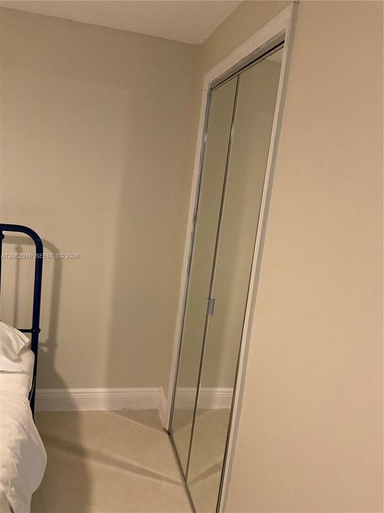 В аренду: $3,000 (2 спален, 1 ванн, 852 Квадратных фут)