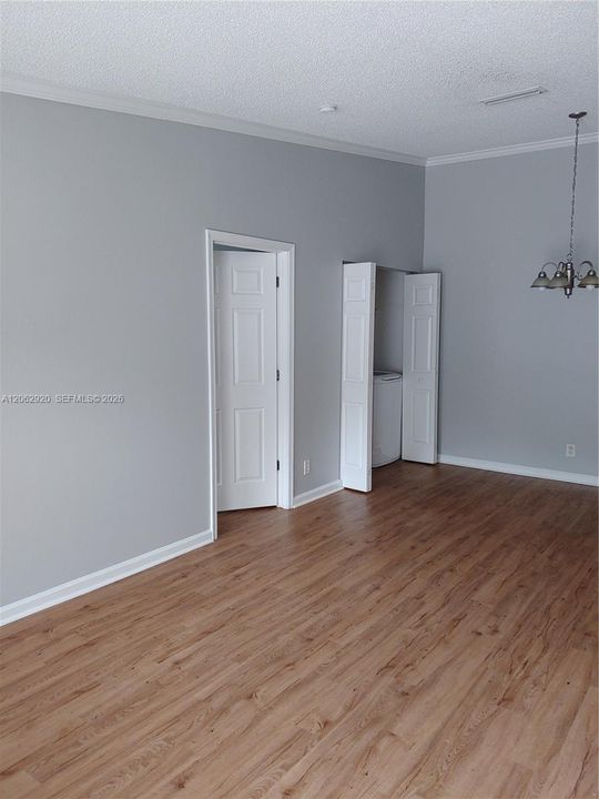 В аренду: $1,950 (2 спален, 2 ванн, 867 Квадратных фут)