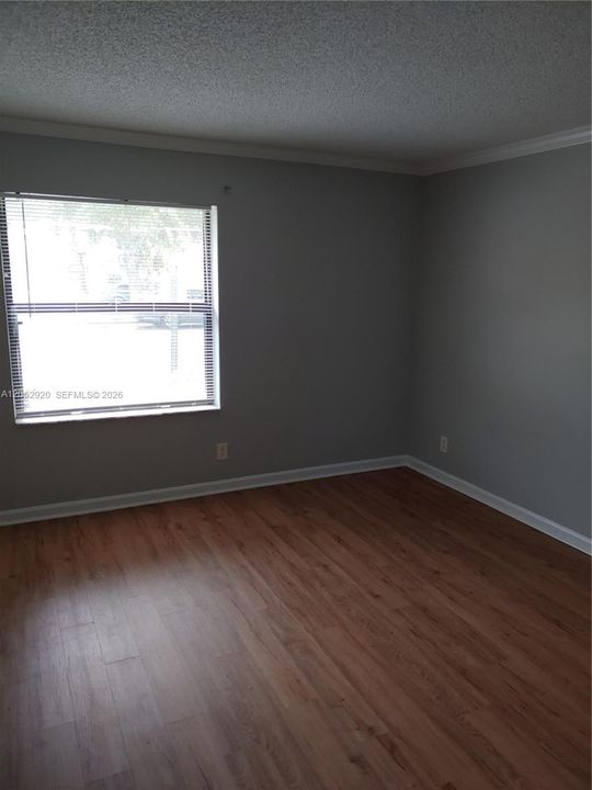 В аренду: $1,950 (2 спален, 2 ванн, 867 Квадратных фут)