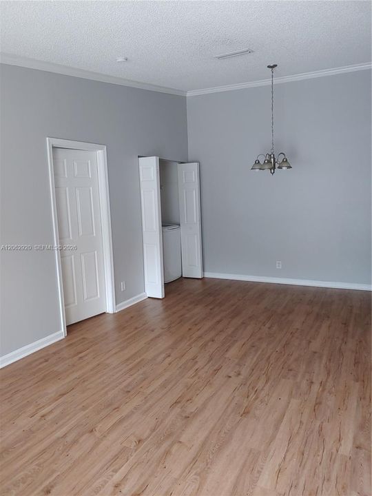 В аренду: $1,950 (2 спален, 2 ванн, 867 Квадратных фут)