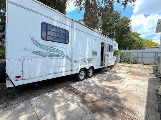 На продажу: $435,000 (3 спален, 1 ванн, 1283 Квадратных фут)