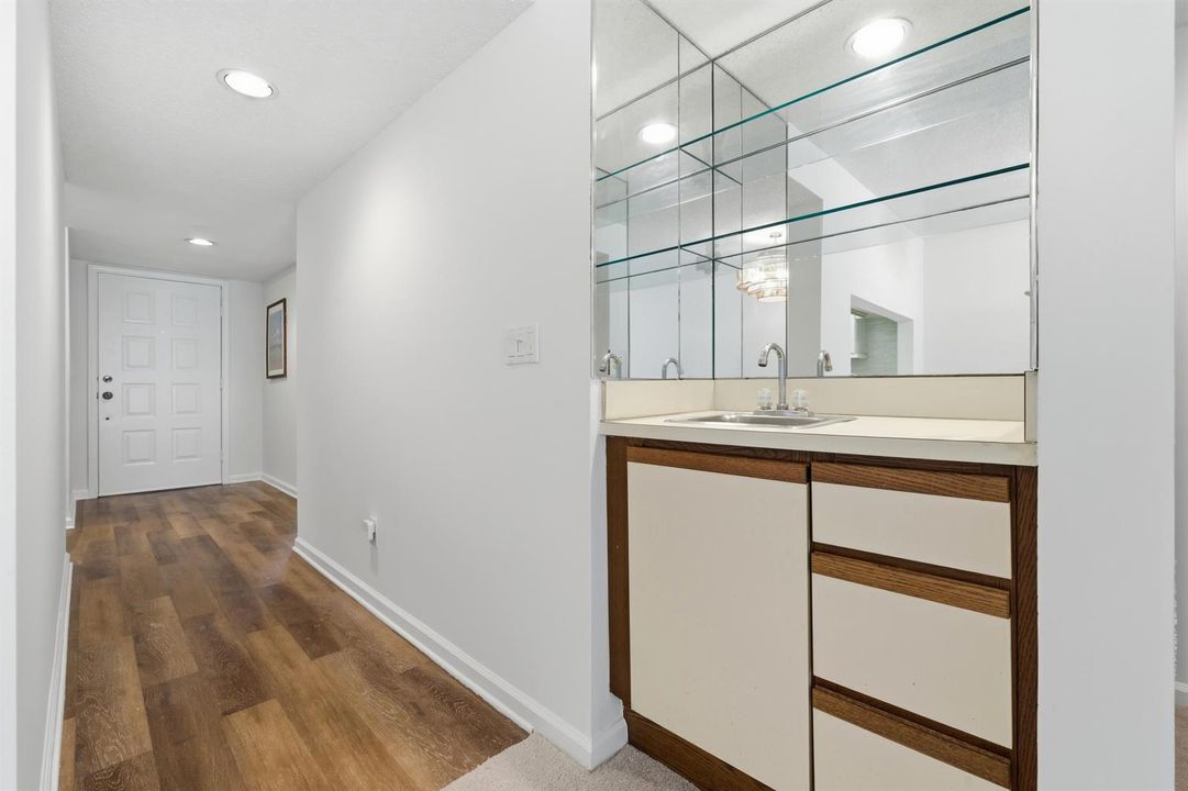 WET BAR