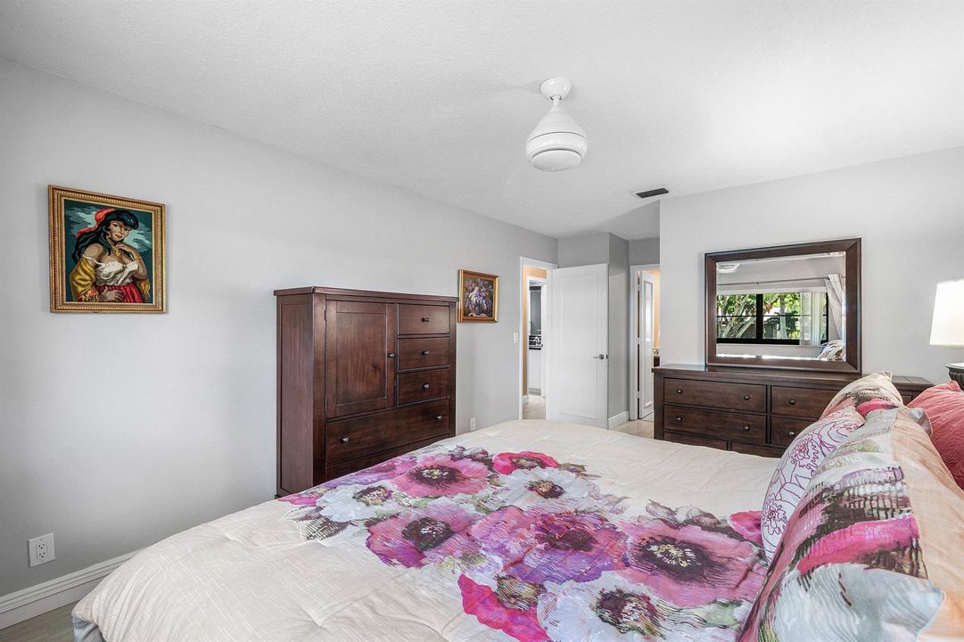 029-14595LucyDrive-DelrayBeach-FL-33484-