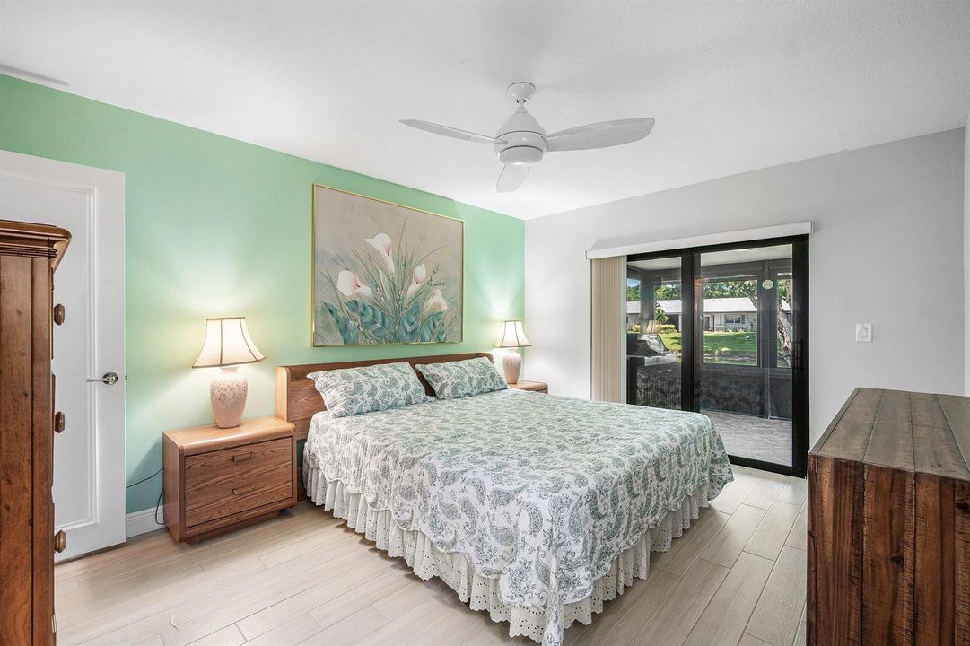 022-14595LucyDrive-DelrayBeach-FL-33484-
