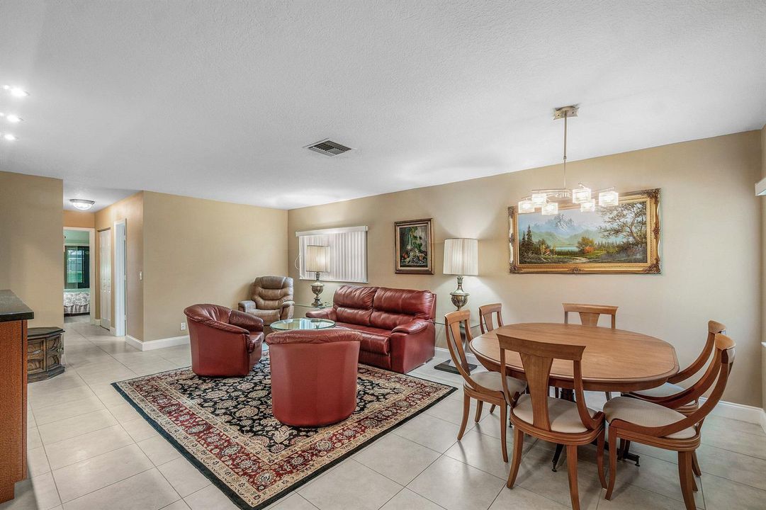 014-14595LucyDrive-DelrayBeach-FL-33484-