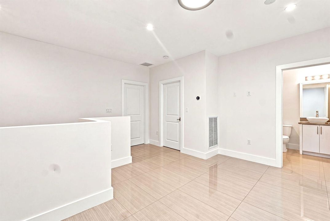 42-web-or-mls-photo_reedit_876f3144_37f2