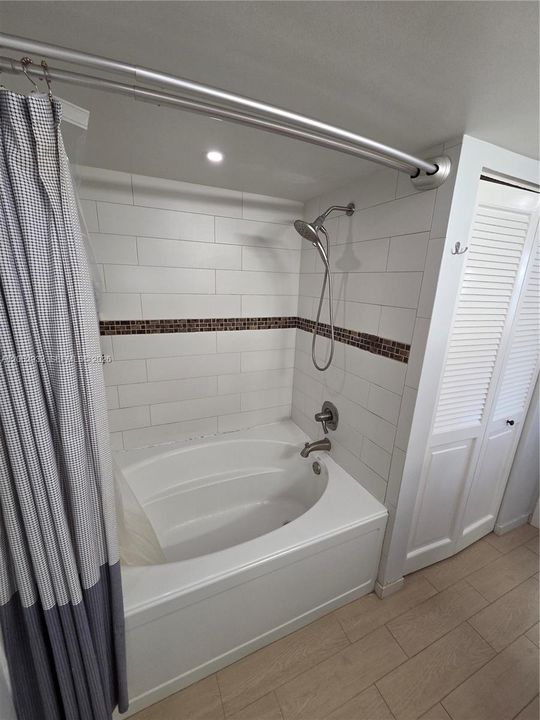 В аренду: $2,500 (2 спален, 2 ванн, 1130 Квадратных фут)