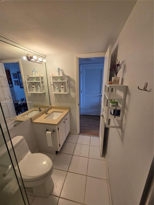 В аренду: $2,500 (2 спален, 2 ванн, 1130 Квадратных фут)