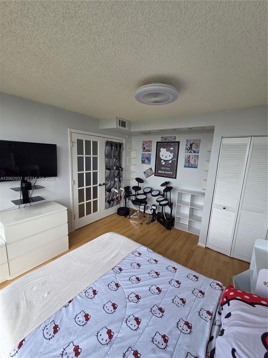 В аренду: $2,500 (2 спален, 2 ванн, 1130 Квадратных фут)