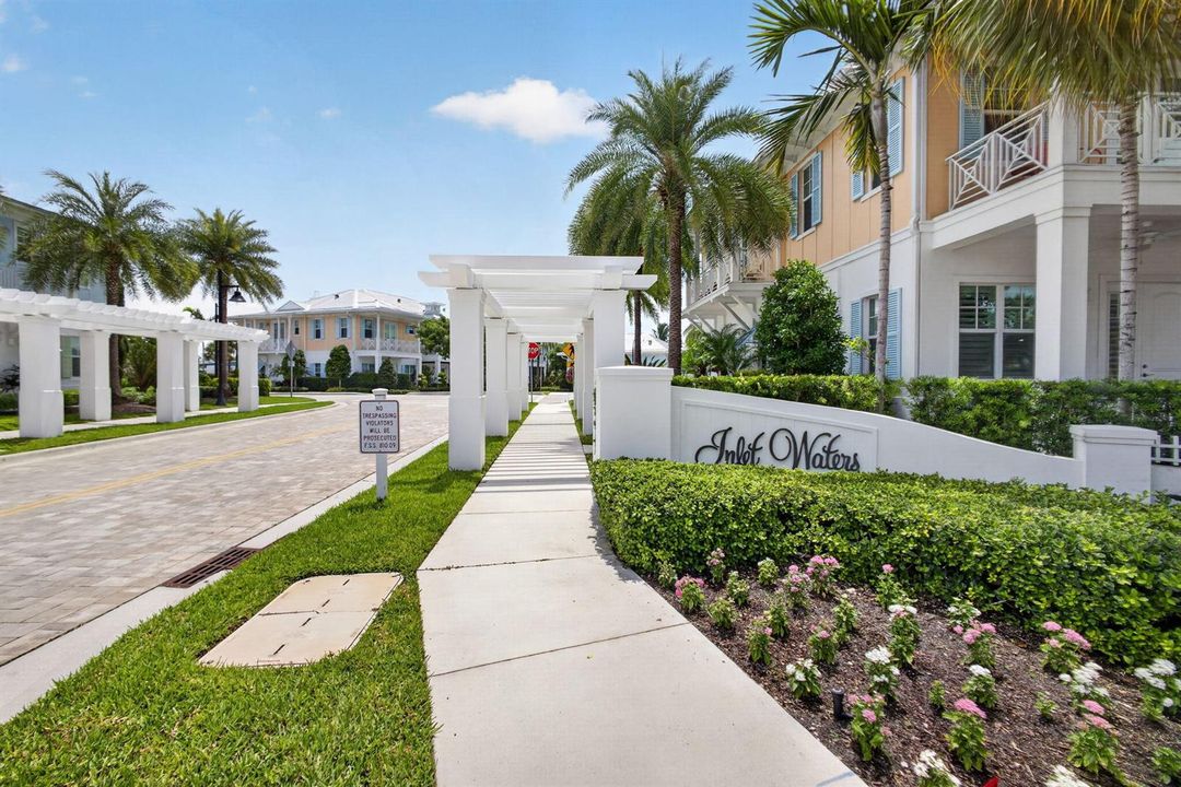 NEIGHBORHOOD ENTRANCE