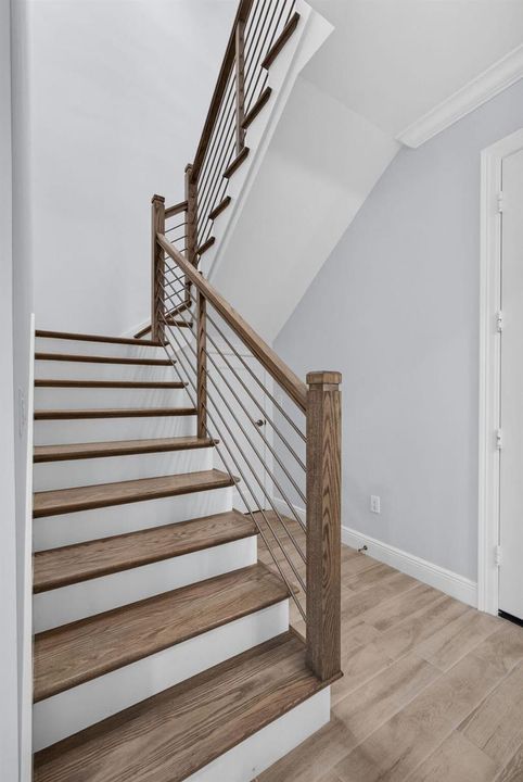 CUSTOM STAIRWAY