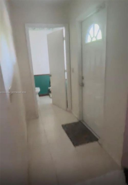 Active With Contract: $215,000 (2 beds, 2 baths, 1192 Square Feet)