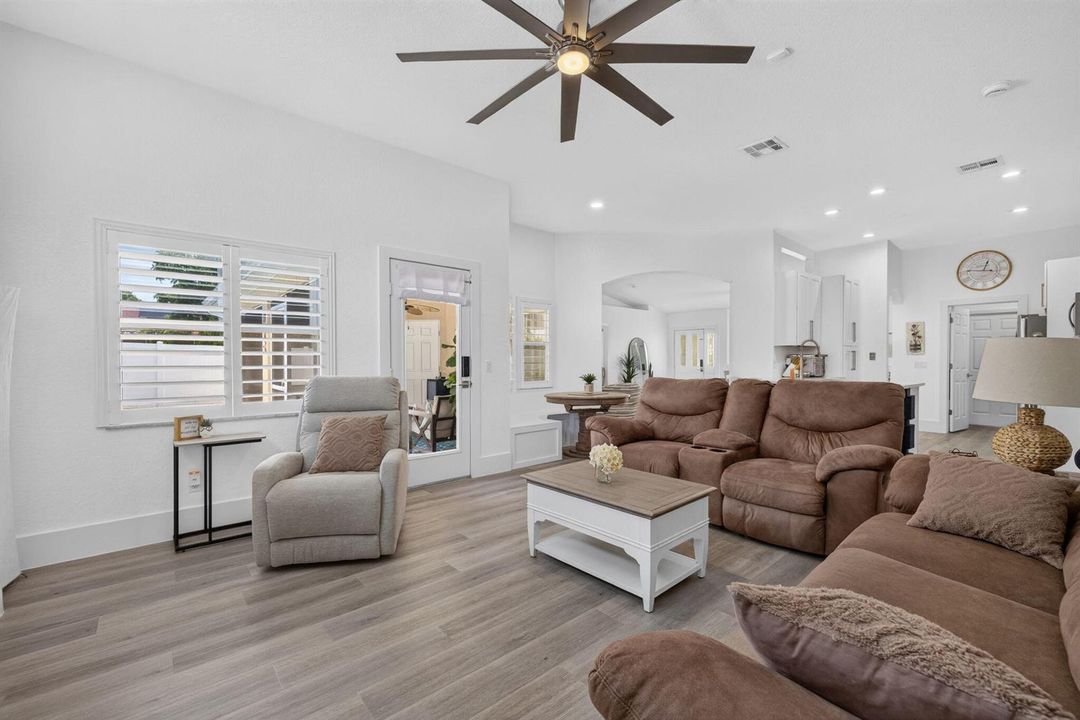 22-web-or-mls-3A5A6682
