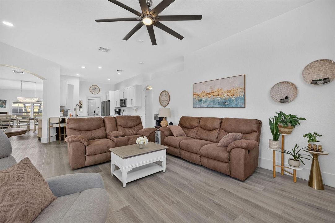 21-web-or-mls-3A5A6677