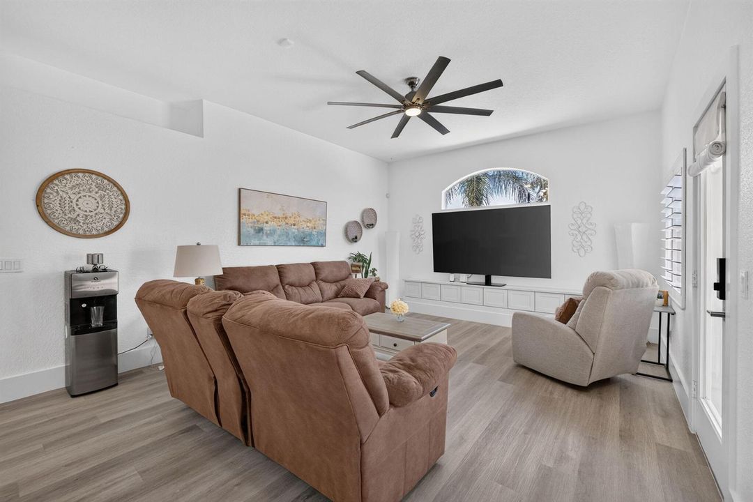 19-web-or-mls-3A5A6671