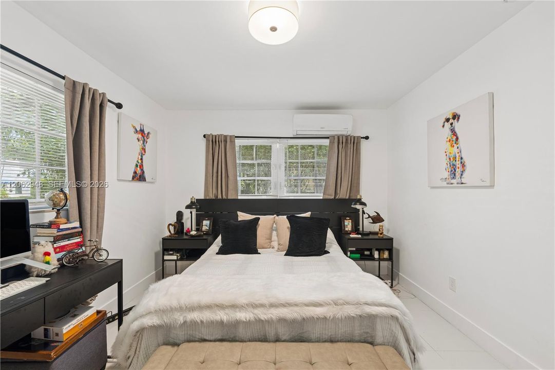 В аренду: $7,900 (3 спален, 2 ванн, 1793 Квадратных фут)