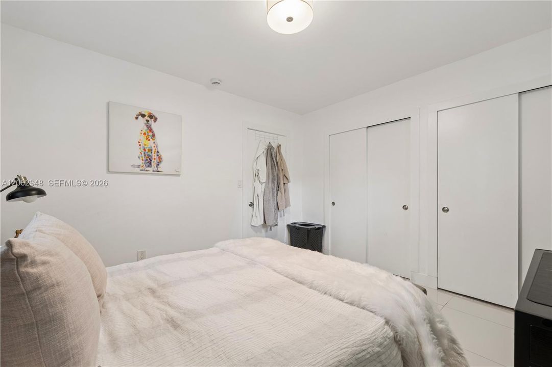 В аренду: $7,900 (3 спален, 2 ванн, 1793 Квадратных фут)