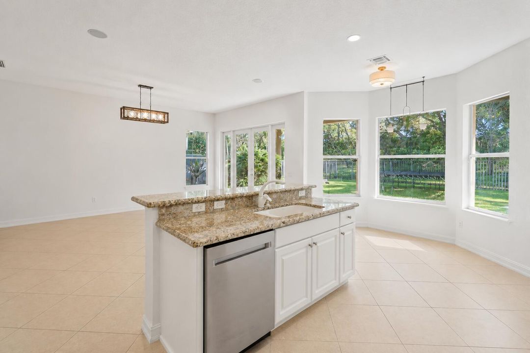 9CA9E61C-CC6C-44A8-A26F-44E00F95ABDF