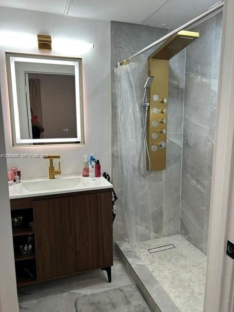 В аренду: $2,750 (3 спален, 3 ванн, 1212 Квадратных фут)