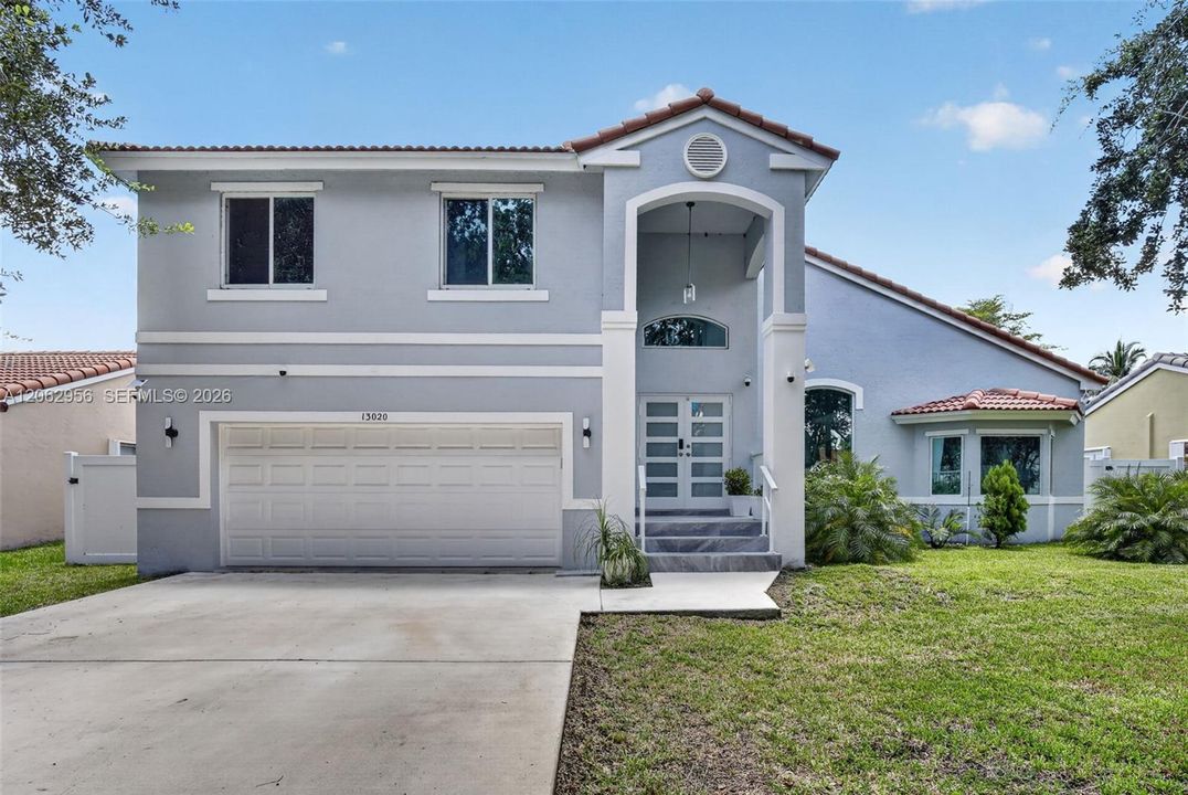 For Sale: $999,990 (4 beds, 2 baths, 2378 Square Feet)