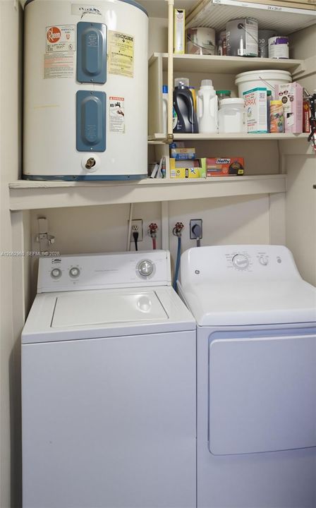 На продажу: $199,900 (2 спален, 1 ванн, 0 Квадратных фут)
