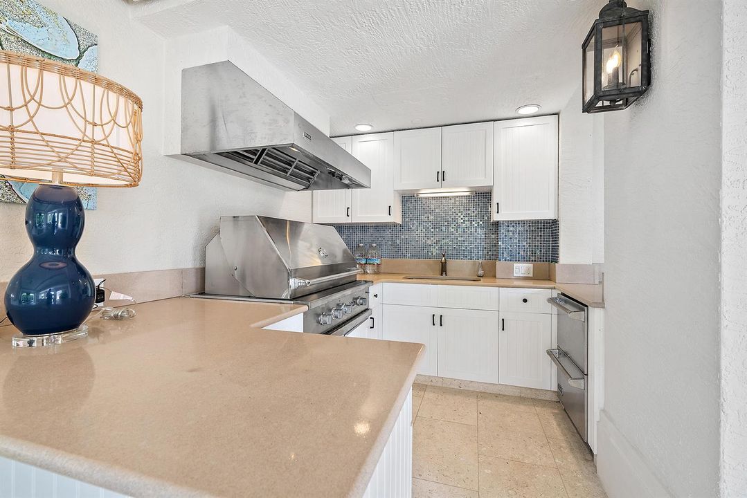 410 Old Towne Ln-35