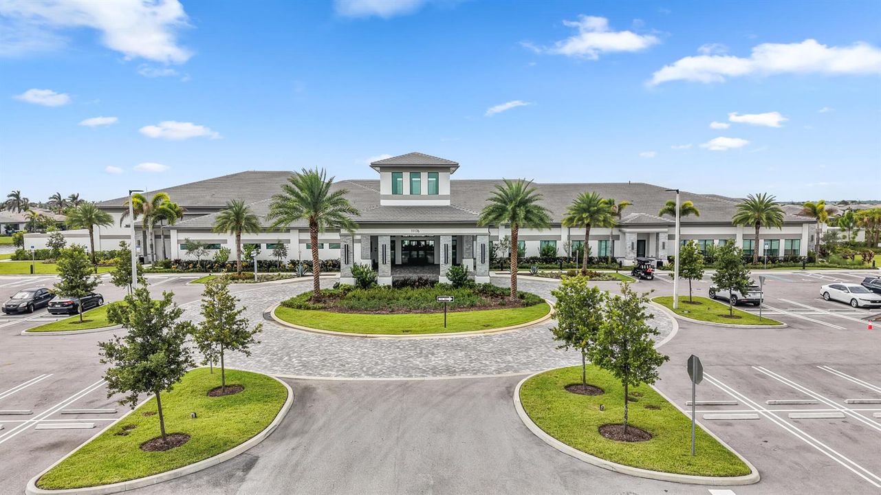 37,000-square foot Clubhouse