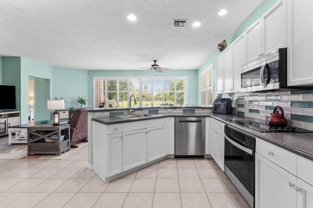 019-2129RestonCircle-RoyalPalmBeach-FL-3