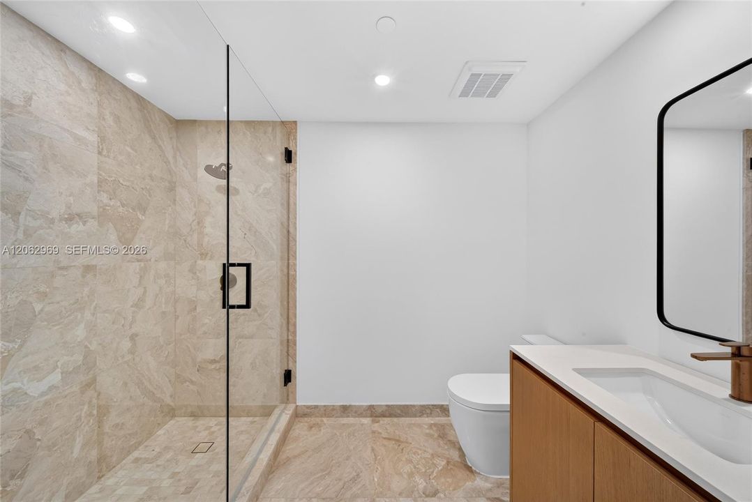 For Sale: $2,685,000 (2 beds, 2 baths, 1849 Square Feet)