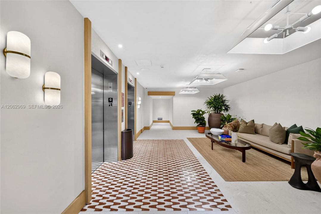 For Sale: $2,685,000 (2 beds, 2 baths, 1849 Square Feet)