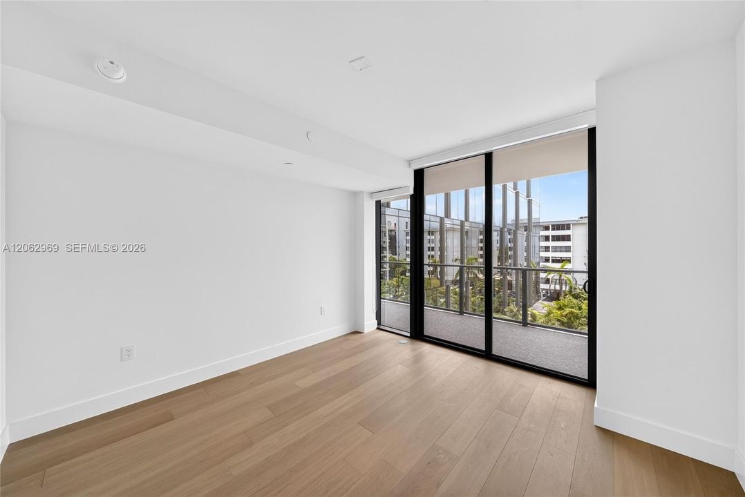 For Sale: $2,685,000 (2 beds, 2 baths, 1849 Square Feet)
