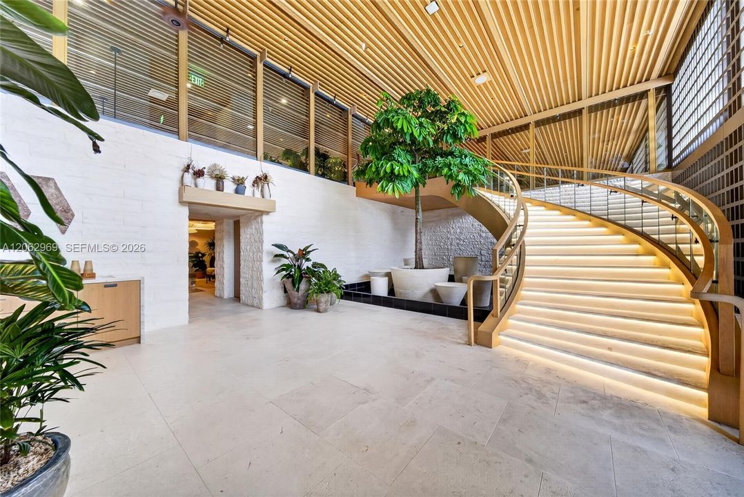 For Sale: $2,685,000 (2 beds, 2 baths, 1849 Square Feet)